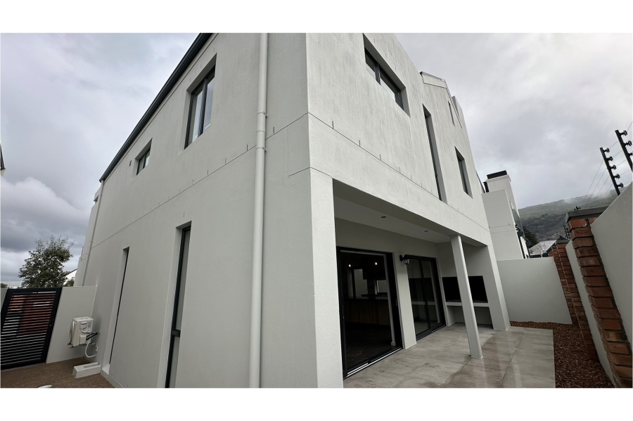 To Let 3 Bedroom Property for Rent in Paarl Central Western Cape